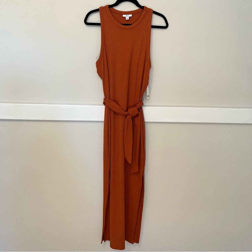 PERFECT TRAVEL DRESS from Bar III. Body Con ribbed midi. New- size Large